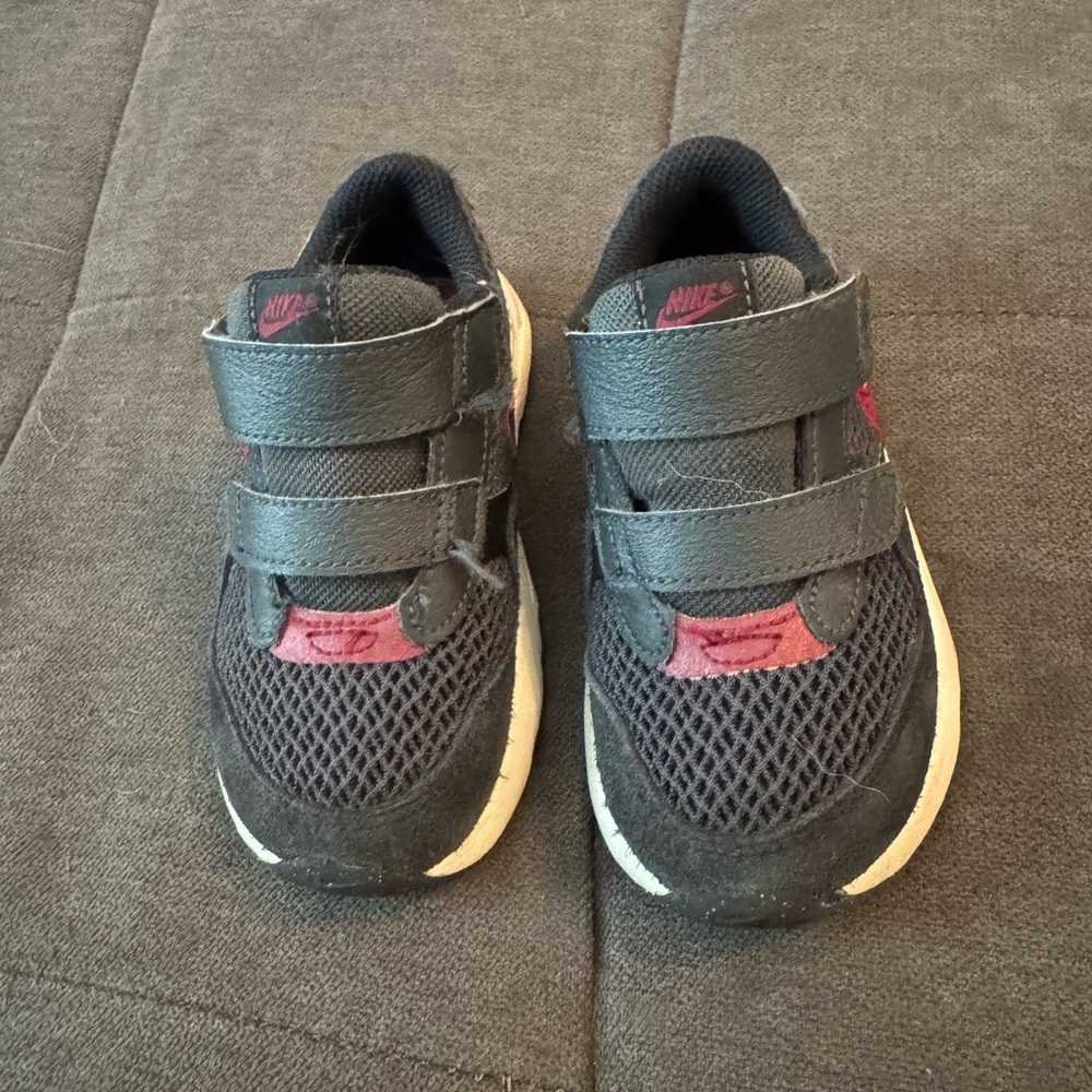 Nike Air Max Black and Red sneakers